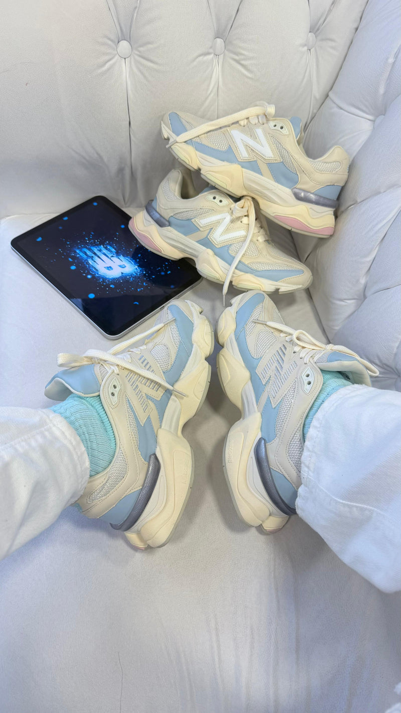 New Balance 9060 off white Azul