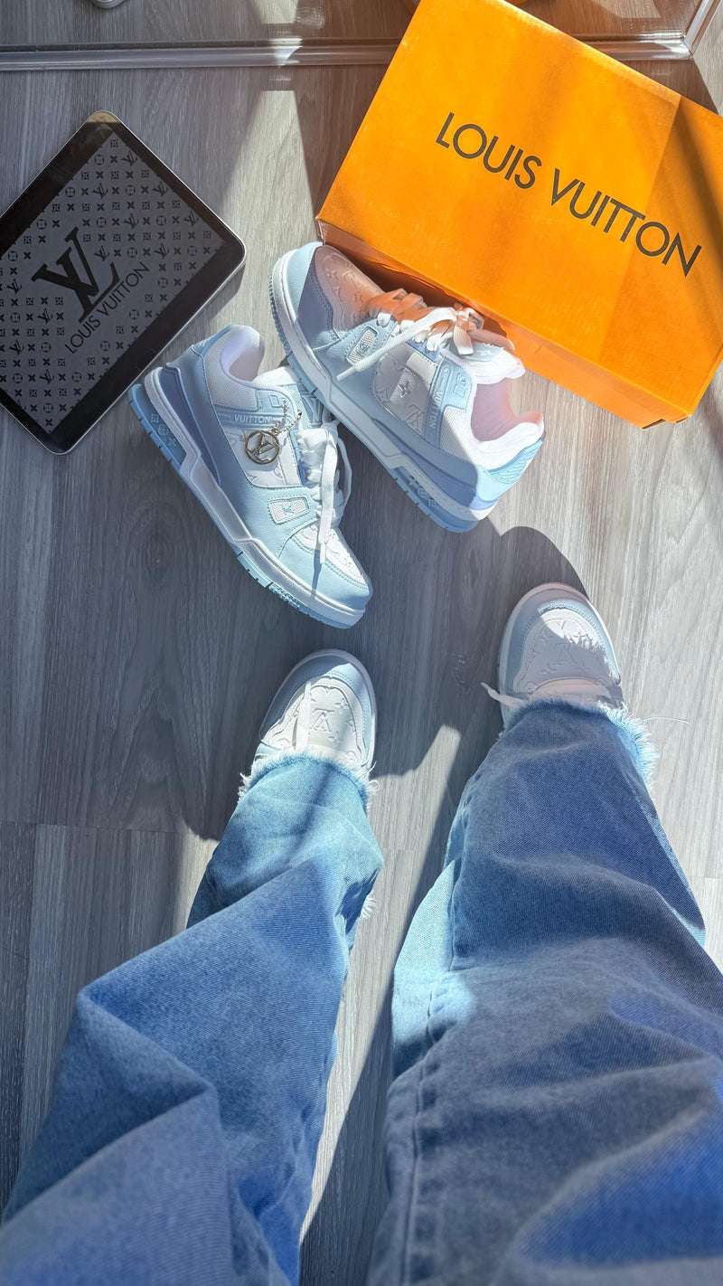 Louis Vuitton Trainner Azul bebê